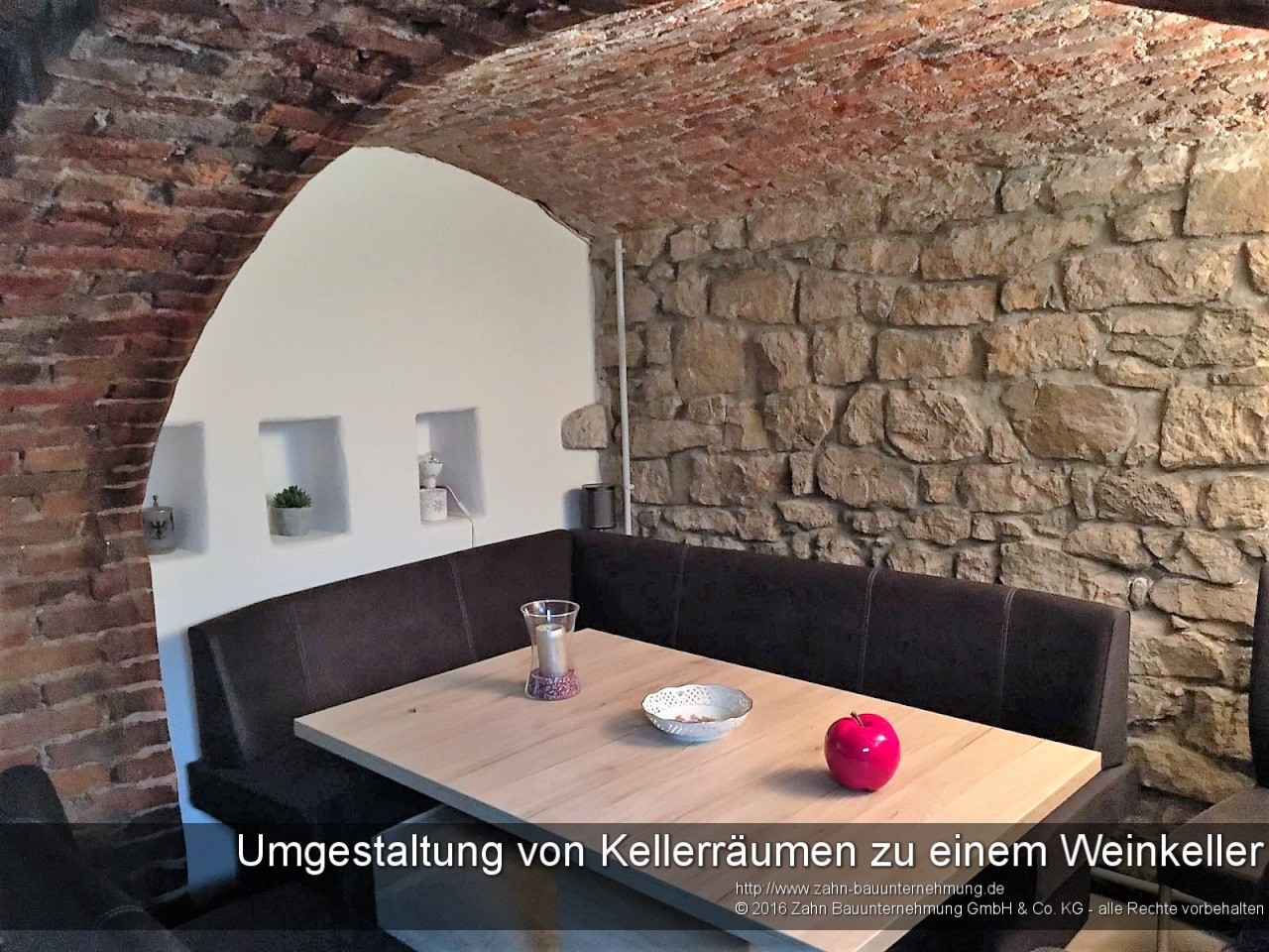 Umgestaltung von Kellerräumen zu einem Weinkeller und angeschlossenem Gästebereich in besonderem Ambiente